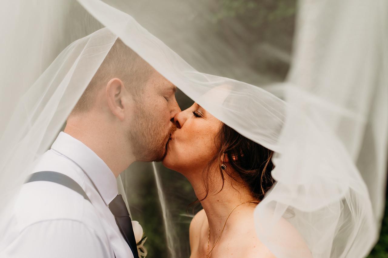 Barn Weddings Brown County Indiana-05